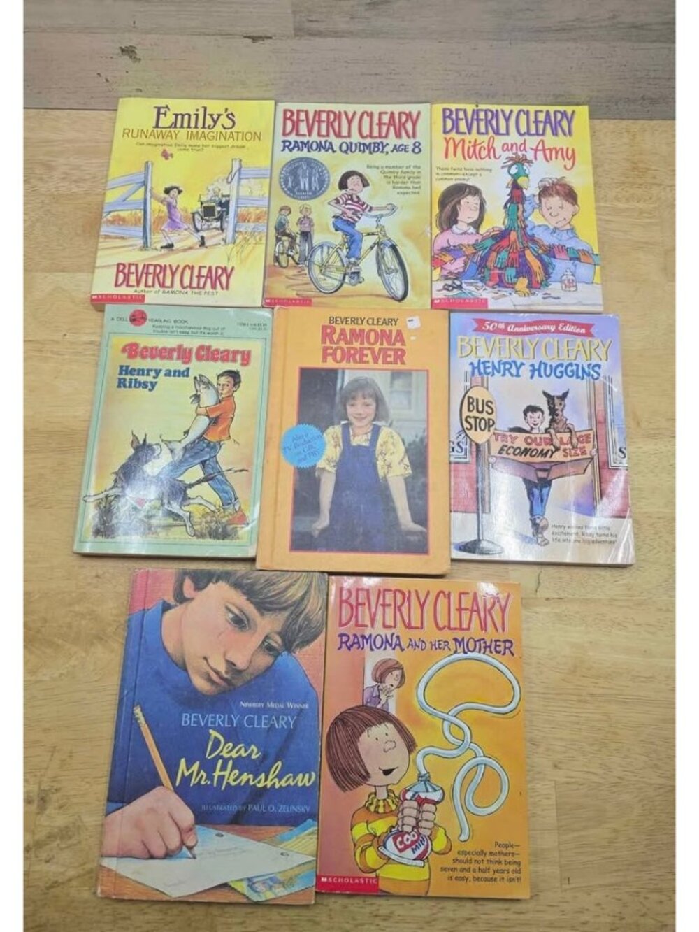 Good LOT of 8 BEVERLY CLEARY Books Ramona, Henry Huggins, Mitchell And Amy Emily